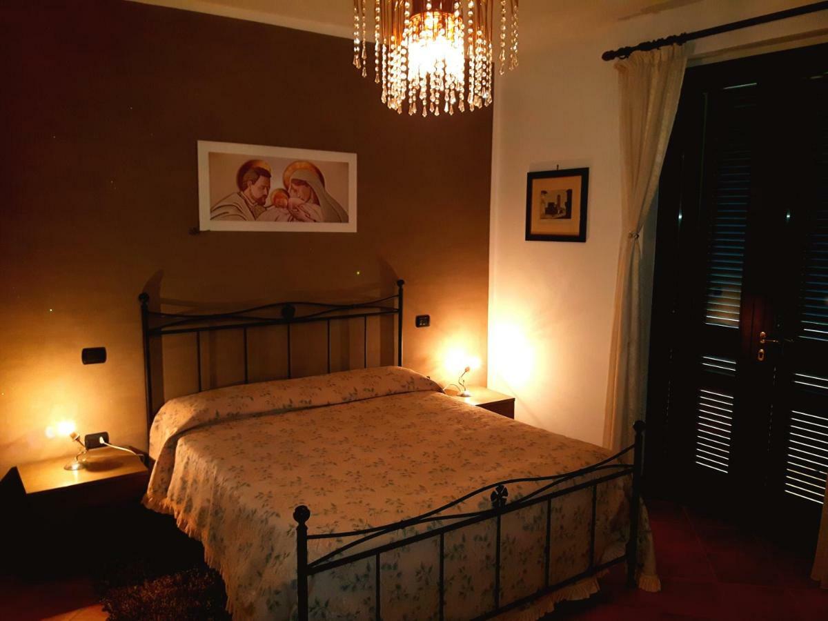 Elisa House Bed and Breakfast Foligno Eksteriør billede